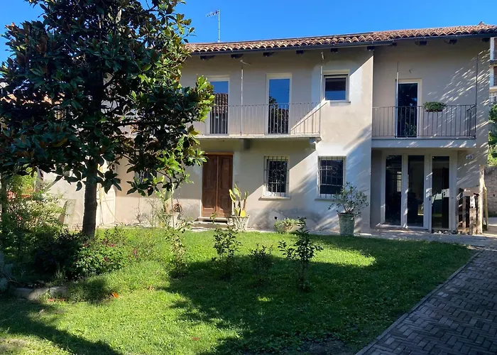 La Casa Di Chiara * Castagnole delle Lanze